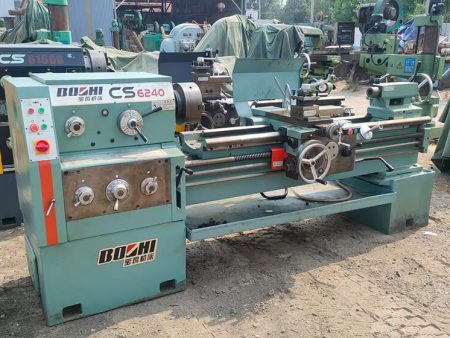 BOOHI CS 6240 lathe